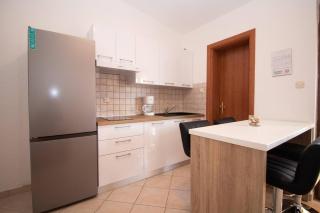 Apartments and rooms with parking space Baska, Krk - 23309 - Baška - 2