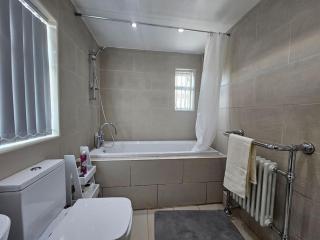 City Centre - Comfy 6 beds - Up to 30 percent off - Contractors delight - Liverpool - 6