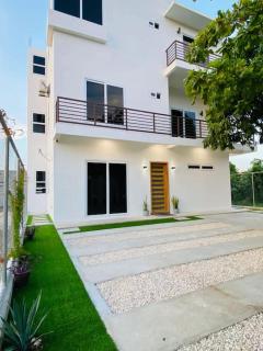 Casa Nefertari I - Flores - 0