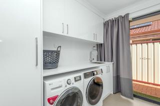 18 Bateman Retreat 4bdr 25bth - Perth - 6