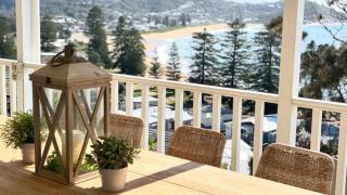 Salt Deck - The Upper Deck Accom Holiday - Avoca Beach - 6