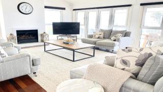 Salt Deck - The Upper Deck Accom Holiday - Avoca Beach - 2