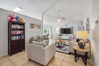 Indian Ridge- 4 bedroom home with Game Room - Orlando - 3