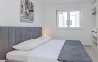 Amazing Home In Vrsi With Wifi - Vrsi - 4