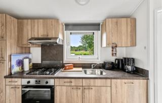 Beautiful Home In Süsel With Kitchen - Süsel - 3