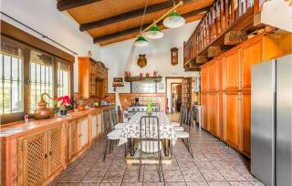 Stunning Home In Valverde De Leganés - Valverde de Leganés - 6
