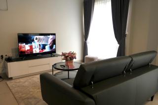 3 Bedroom Primrose Condovilla - 0