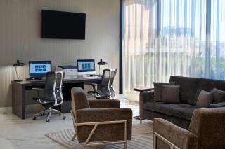 Four Points by Sheraton Toronto Airport - Mississauga - 1