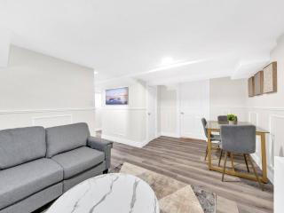 Basement Apartment in south Windsor - Windsor - 8