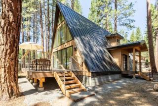Brand New Modern A-Frame In Kings Beach Two Blocks From The Beach - Kings Beach - 0