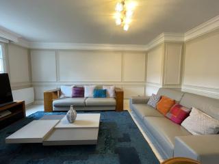 Spacious Marie apt - 4