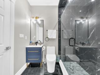 Private Luxury 1BR Apartment in Prime Location - Windsor - 7