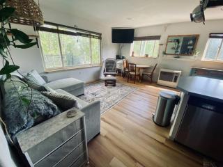 Fairview Getaway - 1