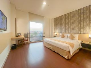Hotel 88 Embong Malang Tunjungan Surabaya by WH - Breakfast with The Best View on The Highest Floor and Strategic Location in The City Center - Surabaya - 5