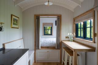 Fallow Shepherds HutChatsworth Estate - 4