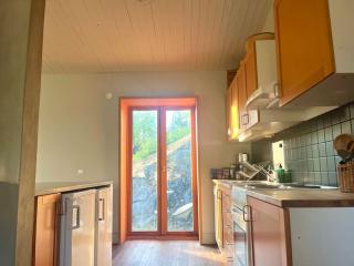 Mysigt sommarhus med havsutsikt och bastu - 1