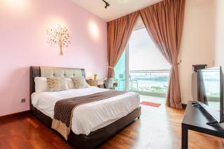 Paragon Suites Studios with Private Jacuzzi near CIQ RTS - Johor Bahru - 8