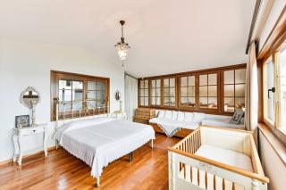 Azure Coast Seafront Retreat - Mola Kaliva - 7