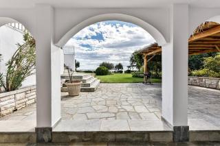 Azure Coast Seafront Retreat - 8