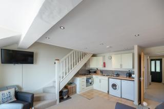 Modern Sea View Apartment - 2