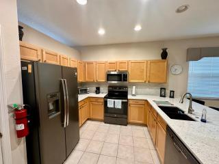 Grand Fabulous 4BR Pool Home near Disney - 7