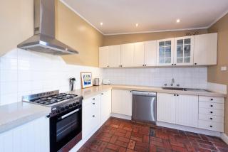 Renovated 2B 1B Victorian House in Princes Hill - 7