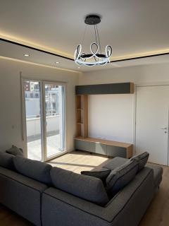 For rent apartament 160m Unaza e re - Tirana - 0