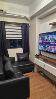 Nesting Lounge One at Santorini Condotel - Manila - 5