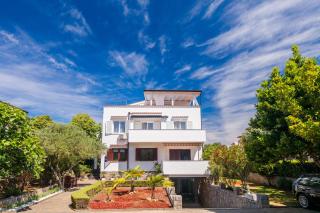 Brand new apartments Viktorija just 250m from the beach! - Krk - 8