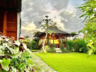 Santhara Canggu Wooden House - 1