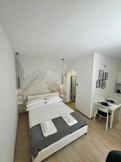 Little Apartment - 4