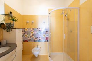 #13 Orange suite AC Wifi Balcony 3mins walk sea front - 8