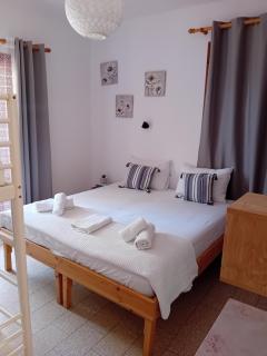 Φiloxenia Apartments - Poros - 3
