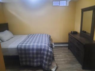 One bedroom basement suite - Brampton - 2