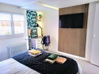 La Fremille T2 - 1br - 400m gare Versailles Paris - Piscine Terrasse Parking - 5