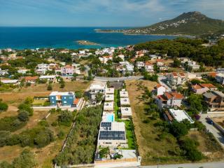 Modular Bungalows With Heated Pool Artemis Greece - 2