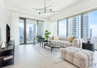 Luxurious 3BR with Burj Khalifa views - 8