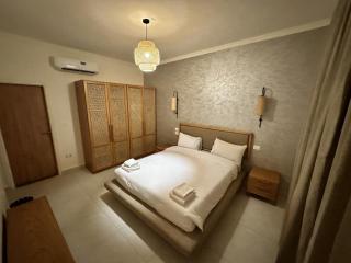 Ios Hotel & Village Extension - 0