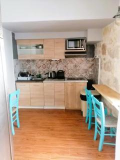 Hippie City Hostel - Chania - 1
