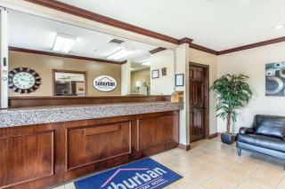 Suburban Studios near University of North Carolina-Charlotte - Charlotte - 5