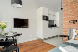 Kwiatowa Modern Studio in the Center of Poznań by Noclegi Renters - Poznan - 1
