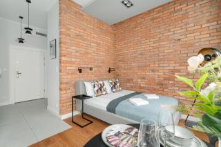 Kwiatowa Modern Studio in the Center of Poznań by Noclegi Renters - Poznan - 0