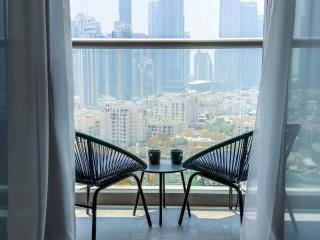 High Floor Burj Khalifa View 1BR - Business Bay - Dubai - 0