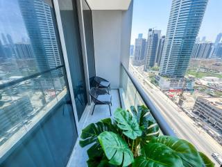 High Floor Burj Khalifa View 1BR - Business Bay - Dubai - 8