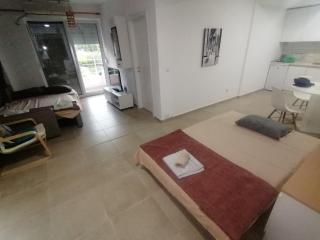Exclusive Apartments Pestani - Elshani - 4