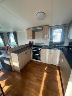 Lyons robin hood caravan 43SW - Rhyl - 1