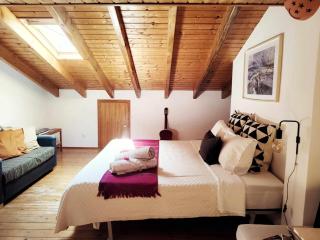 Homestay Attic Private Bedroom - Aljezur - 9