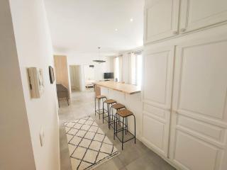 Appartement Le Cœur de Nîmes Secteur Arènes Parking Offert ! - Nimes - 4