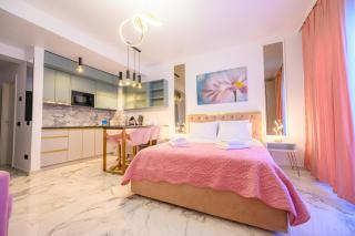 Foa Pink Studio - Mamaia - 8