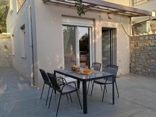 Verga's Maison - Kalamata - 7